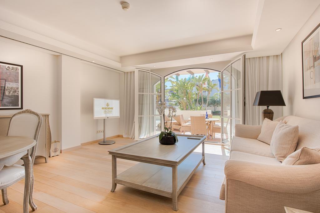 Las Dunas Suites & Apartments Estepona Ruang foto
