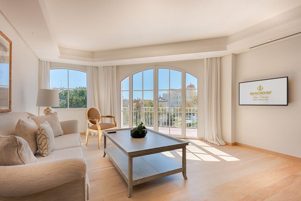 Las Dunas Suites & Apartments Estepona Ruang foto