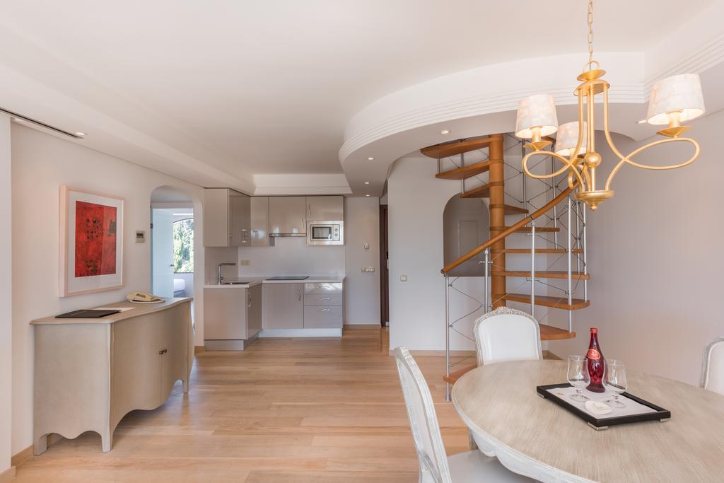 Las Dunas Suites & Apartments Estepona Ruang foto