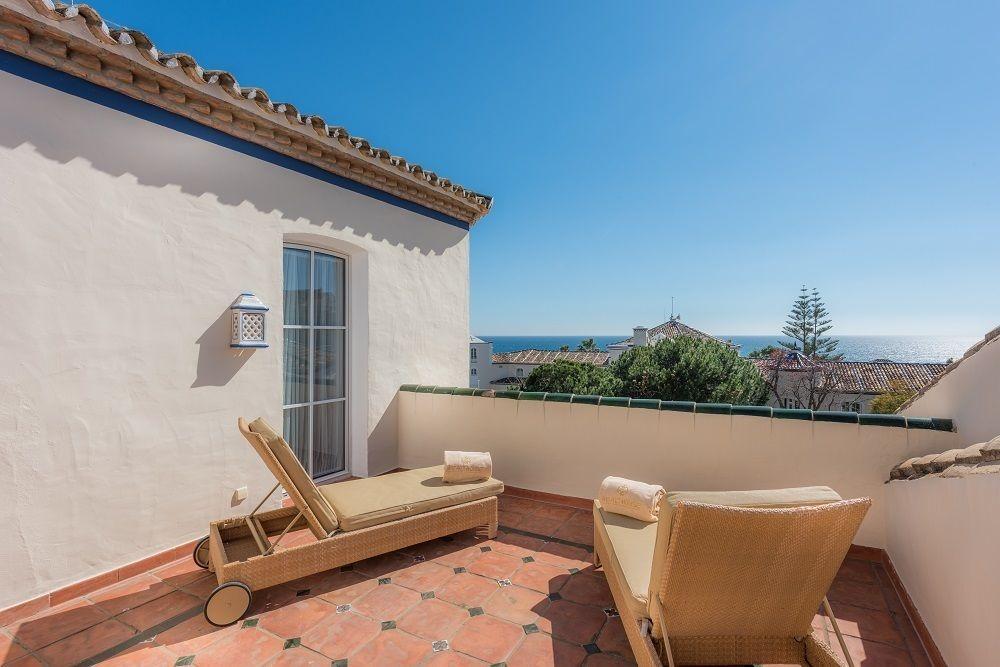 Las Dunas Suites & Apartments Estepona Bagian luar foto