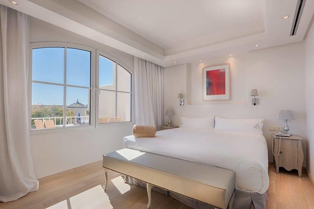 Las Dunas Suites & Apartments Estepona Bagian luar foto